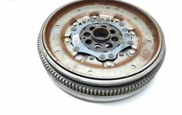 Volkswagen T-Roc Dual mass flywheel 05L105266K