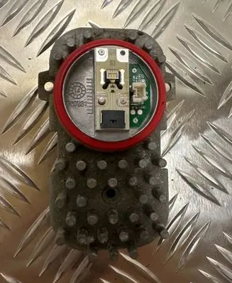 BMW X5 F15 LED ballast control module 707881