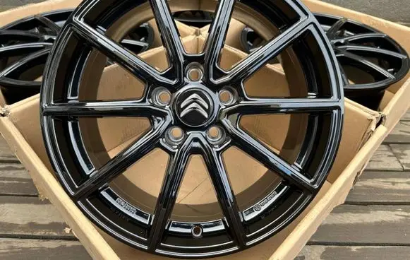R18 alloy rim