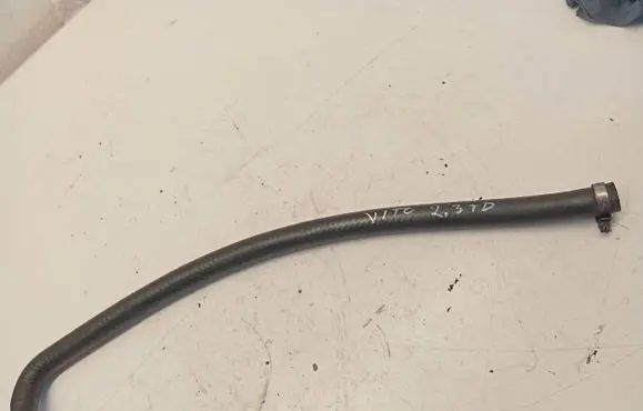 Mercedes-Benz Vito Viano W638 Engine coolant pipe/hose
