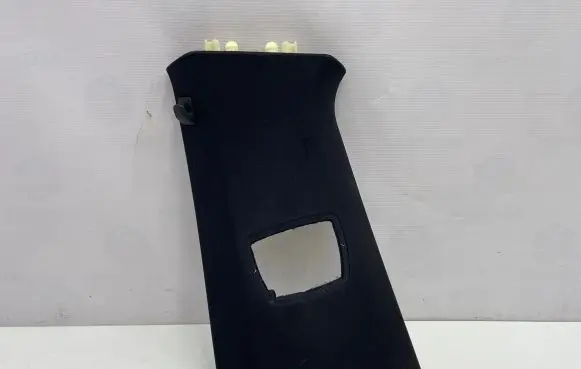 (B) pillar trim (top)