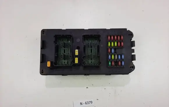 Jeep Commander Fuse module 56050593AB
