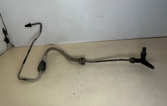 Ford Focus Clutch pipe/line R0356A