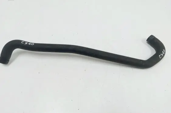 Engine coolant pipe/hose