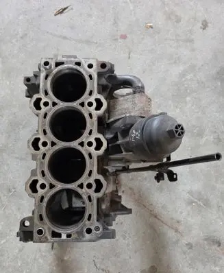 Hyundai i40 Engine block D4FD