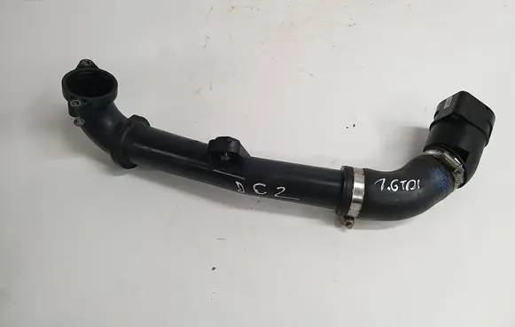 Intercooler hose/pipe