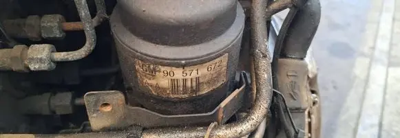 Opel Zafira A Oil filter cover 90571672