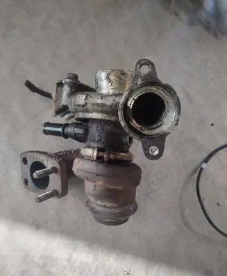 Volvo V50 Turbo 9682881380