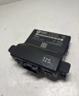 Volkswagen PASSAT B6 Gateway control module 3C0907530E 3C0907951