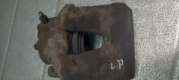 Skoda Octavia Mk1 (1U) Front brake caliper