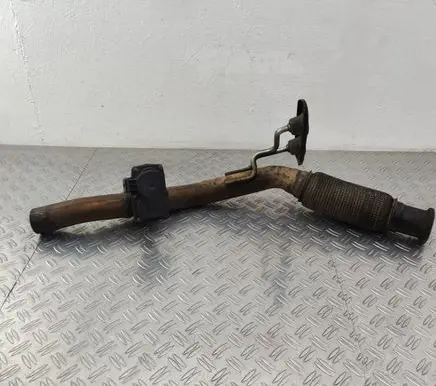 Volkswagen PASSAT B8 Intake manifold valve actuator/motor 51500203