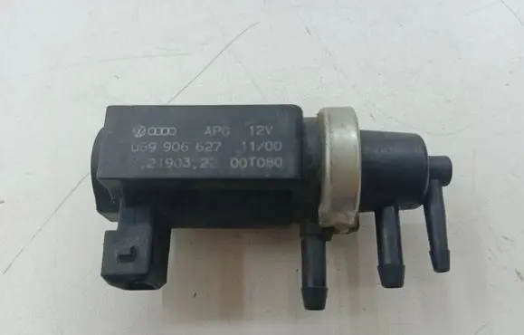 Audi A4 S4 B5 8D Vacuum valve 059906627 00T080 72190322
