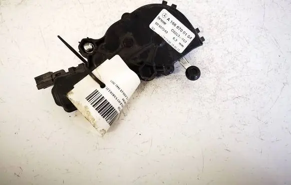 Mercedes-Benz GL X166 Rear door window regulator motor A1666700104 C02231103