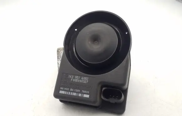 Audi Q7 4L Alarm system siren 1K0951605C F005V00327