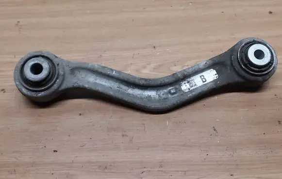 BMW 5 F10 F11 Rear upper control arm/wishbone 6779851