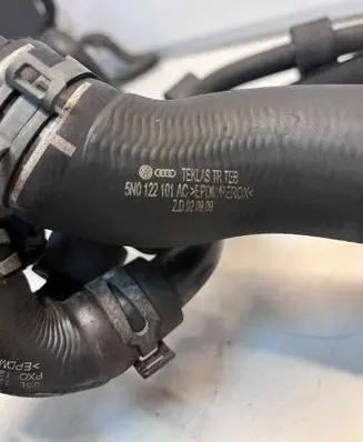 Volkswagen Tiguan Engine coolant pipe/hose 5N0122101AC