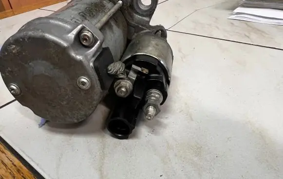 Volkswagen Golf VII Starter motor 0AM911024A
