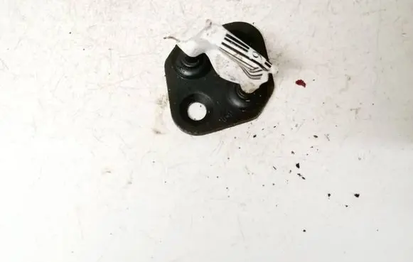 Toyota Previa (XR30, XR40) II Front door lock loop/hook striker 