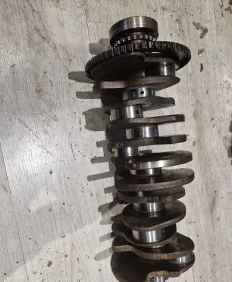 Volkswagen Golf III Crankshaft 021105189C 021105101L VR6