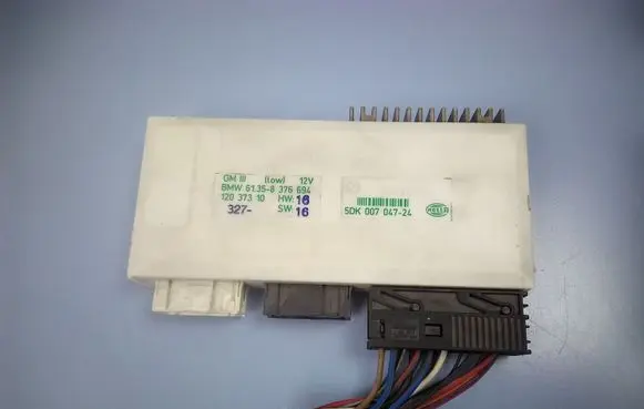 BMW 5 E39 Comfort/convenience module 61358376694 12037310 5DK00704724