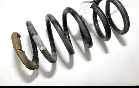 Opel Vivaro Front coil spring