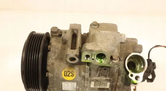 Volkswagen Polo IV 9N3 Air conditioning (A/C) compressor (pump) 6Q0820803P