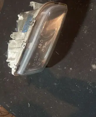 Volvo S40, V40 Headlight/headlamp 301155270 1AG00786134 14909000