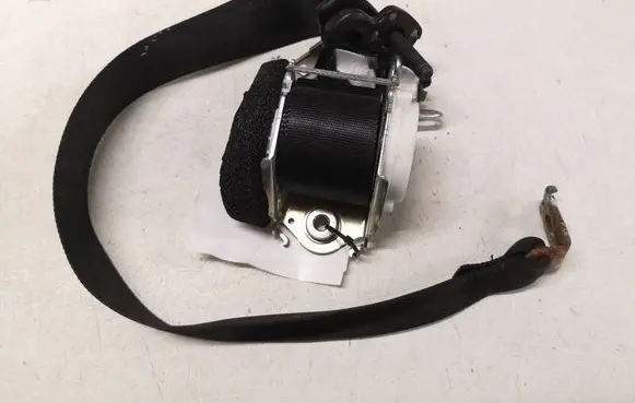 Ford Galaxy Rear seatbelt 611B69G