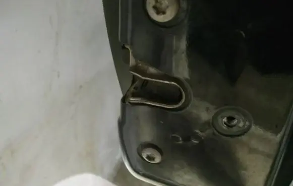 Fiat Punto (188) Rear door lock