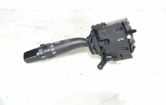 Toyota Avensis Verso Other switches/knobs/shifts 8414005110