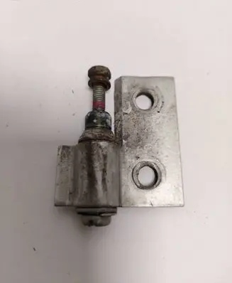 BMW 5 E39 Rear door upper hinge 