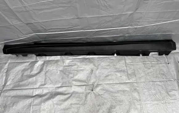 Mercedes-Benz GLC C254 Front sill (body part) 2546984700