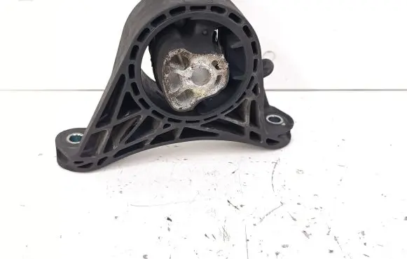Opel Insignia B Engine mount bracket 22985100 2300701