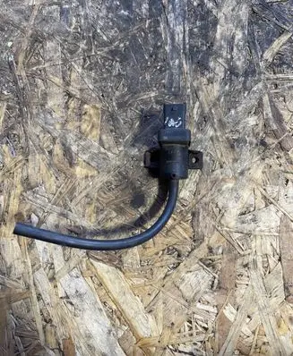 Opel Insignia A Vacuum valve 55566051