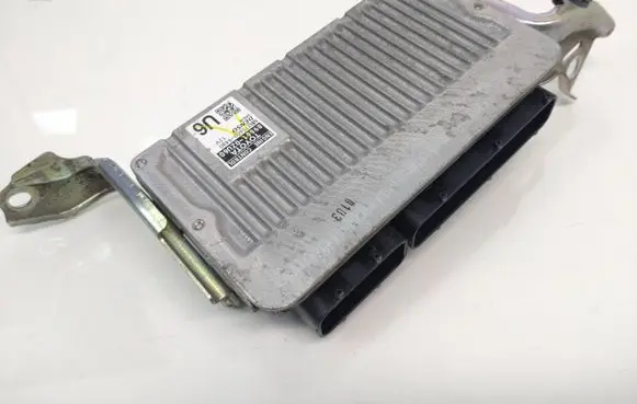 Toyota Auris E180 Engine control unit/module 896610ZU60 MB2756009480
