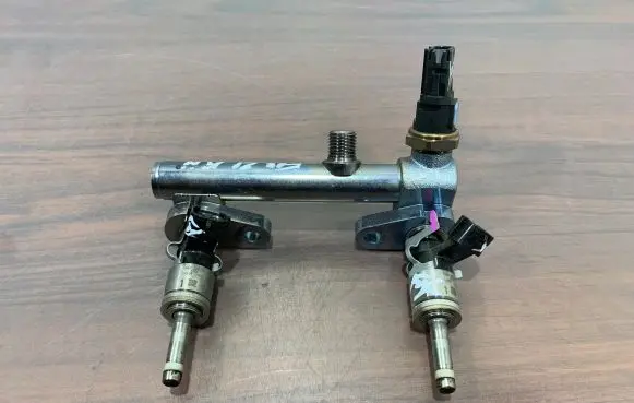 Subaru Forester SK Fuel injectors set 16611AB030 14KE85K31A AB041