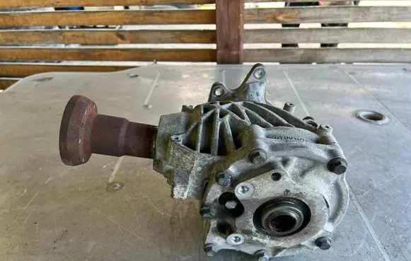 Volvo XC60 Gearbox transfer box case 31280844 J5DL T171140