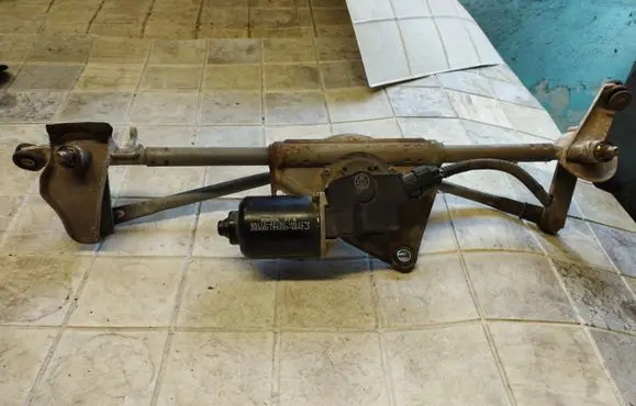 Toyota RAV 4 (XA20) Front wiper linkage and motor 8511042130 1592004842