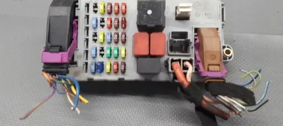 Fiat Punto (188) Fuse box set