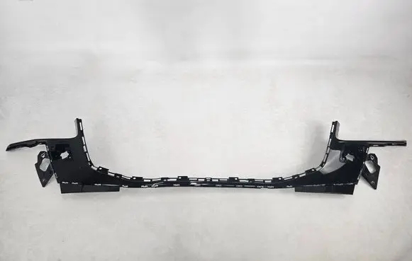 Audi Q6 e-tron Front bumper lip 85H807725B