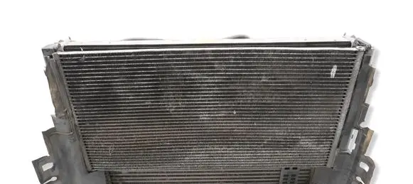 Renault Laguna III Coolant radiator 