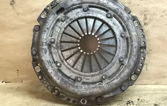 Ford C-MAX I Pressure plate 648718280 M240E