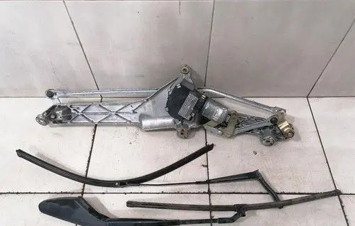Maybach 57/62 Front wiper linkage and motor A2408200842