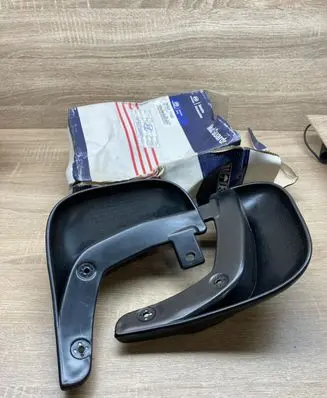 Hyundai Matrix Mudguards set 0846017500