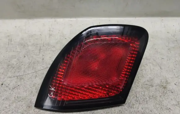 Nissan Primera Tailgate rear/tail lights