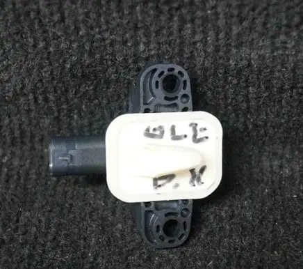 Mercedes-Benz GLE (W166 - C292) Airbag deployment crash/impact sensor A1668210351