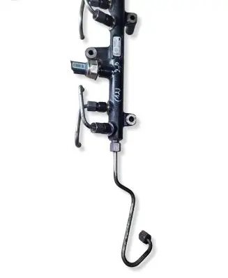 Ford S-MAX Fuel distributor 9681909680 28497701 27815340