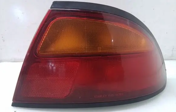 Mazda 323 F Rear/tail lights 0431439