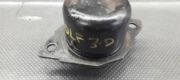 Volkswagen Golf III Engine mount vacuum valve 