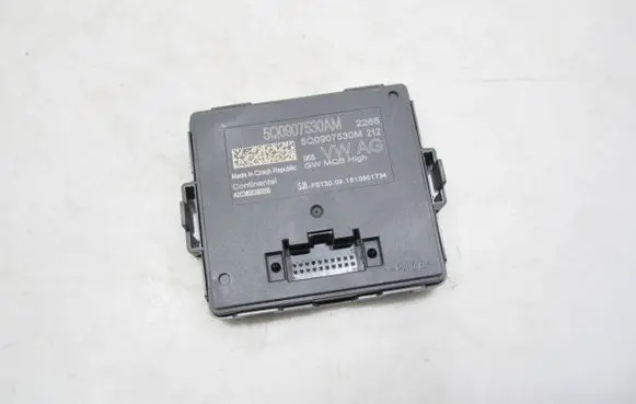 Volkswagen PASSAT B8 Gateway control module 5Q0907530M 5Q0907530AM 1610801734